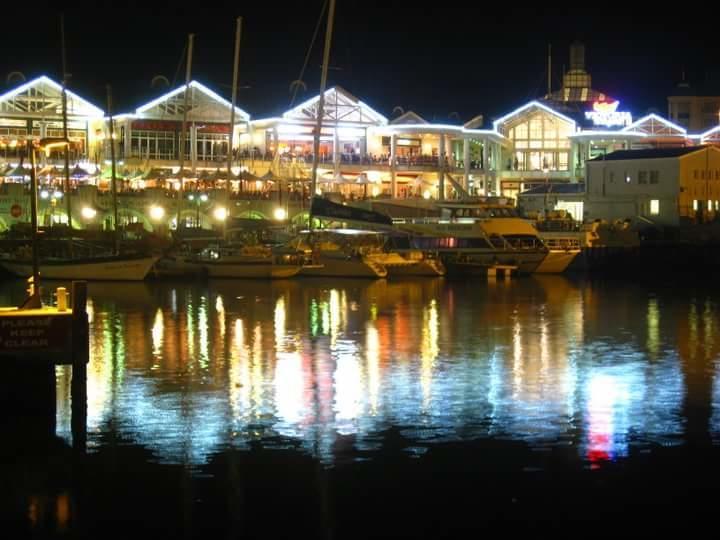 Westward Ho Apartment 13 เคปทาวน์ ภายนอก รูปภาพ